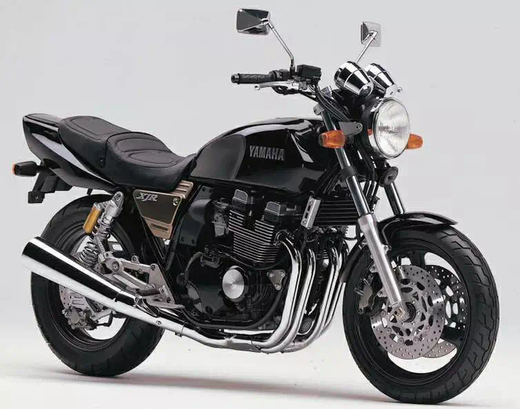 XJR400が安い理由とは？中古市場の価格動向と購入時の注意点